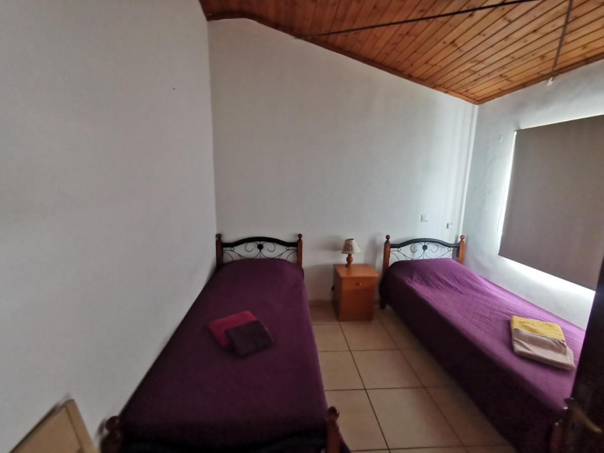 Strovolos Rooms Studios Nicosia Luaran gambar