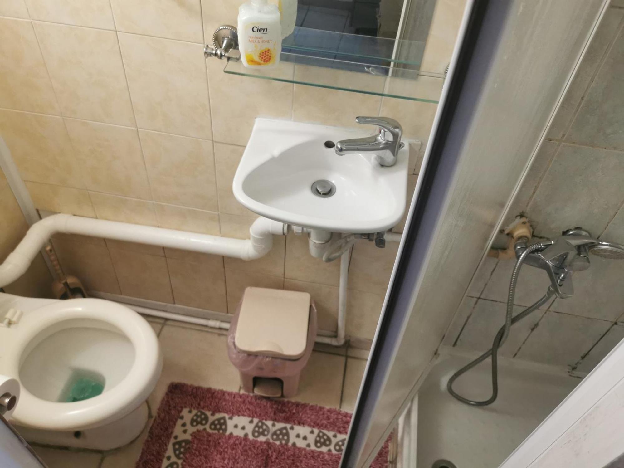 Strovolos Rooms Studios Nicosia Bilik gambar