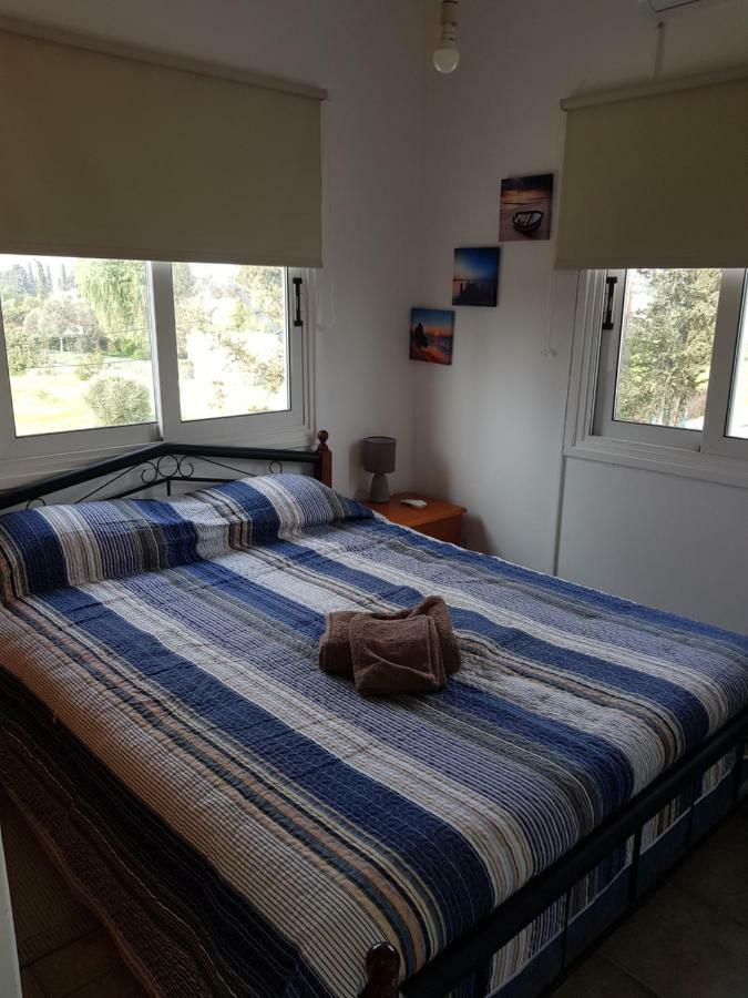 Strovolos Rooms Studios Nicosia Luaran gambar